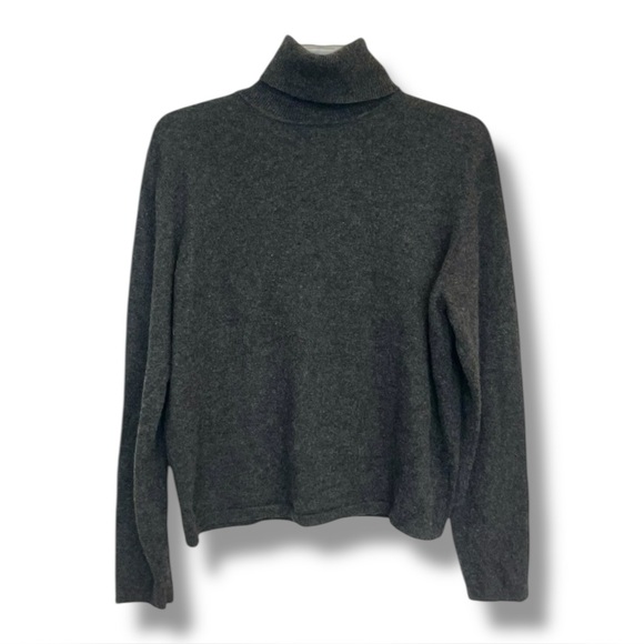 Valerie Stevens Two Ply Cashmere Gray Turtleneck Sweater Women’s Size Large - Picture 4 of 9